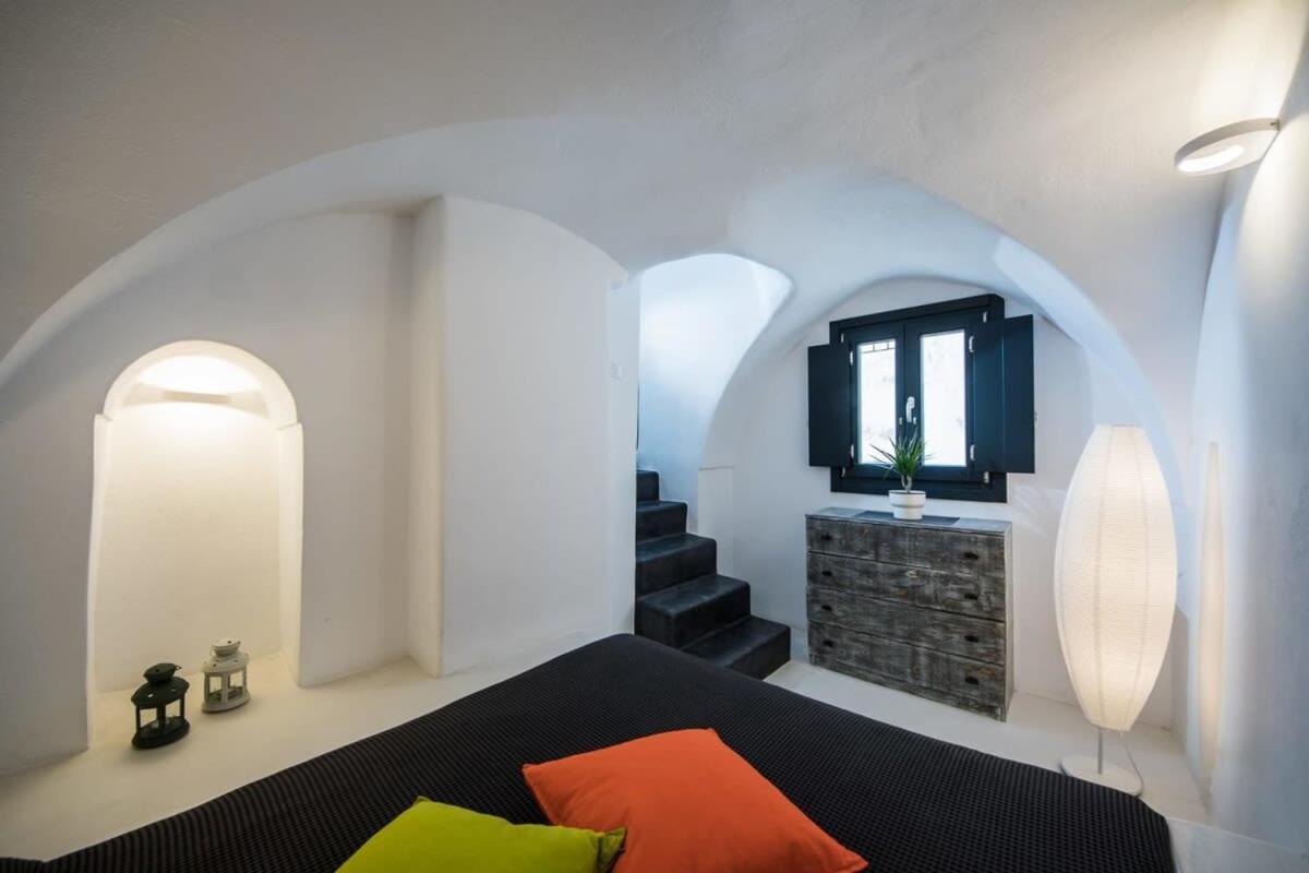 The Luna Suite With Jacuzzi Emporio  Экстерьер фото